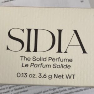 Sidia Solid Perfume Braless Leather & Vanilla scent